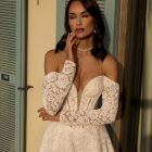 Etian lace A-line wedding dress with detachable sleeves